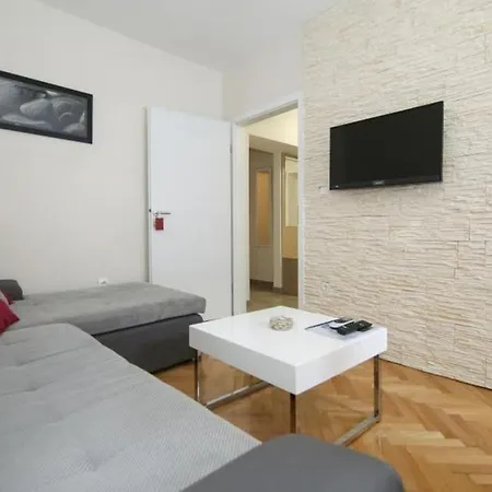 Ferienwohnung In Mit Klimaanlage, W-lan, Waschmaschine *